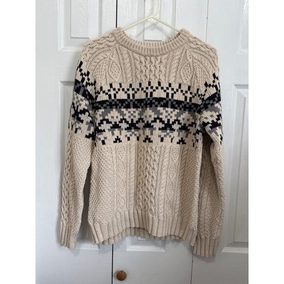 L.L. Bean signature 100% cotton, chunky heavy cable knit fisherman sweater Med - Picture 1 of 8
